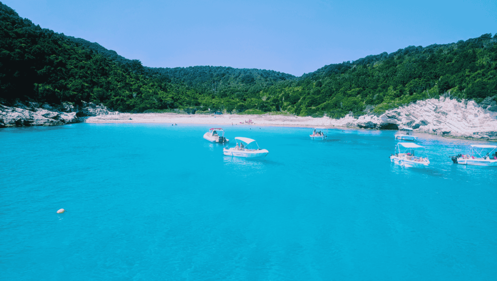 Voutoumi plaža, Antipaksos