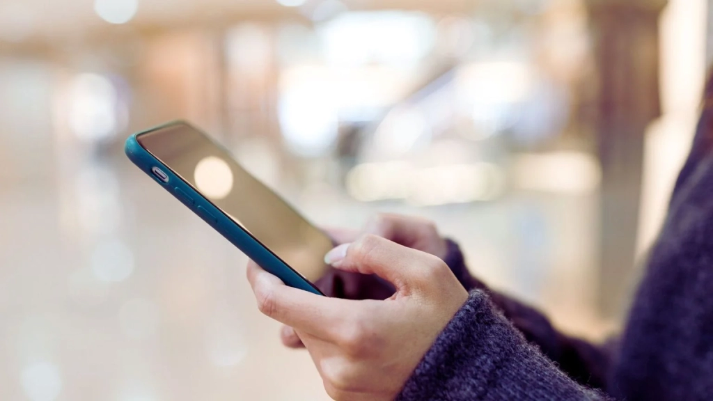 Kako sprečiti pregrevanje mobilnog telefona: Uzroci i rešenja