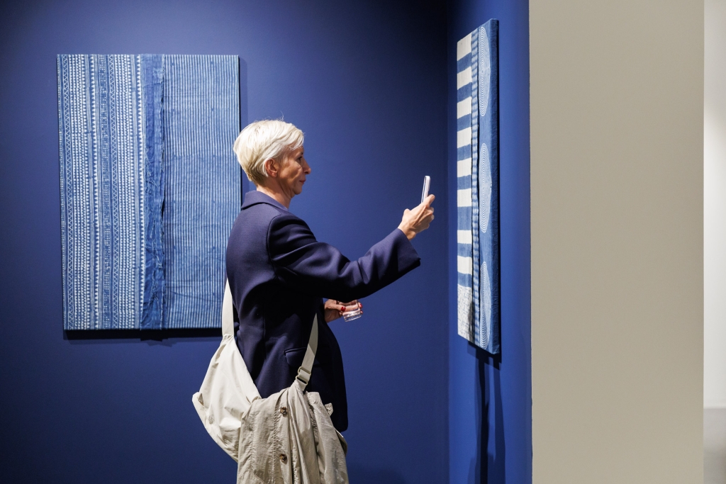 Otvorena izložba “Rekonstrukcija zvezdane prašine” Antonia Hozea Guzmana i Ive Janković u galeriji DOTS