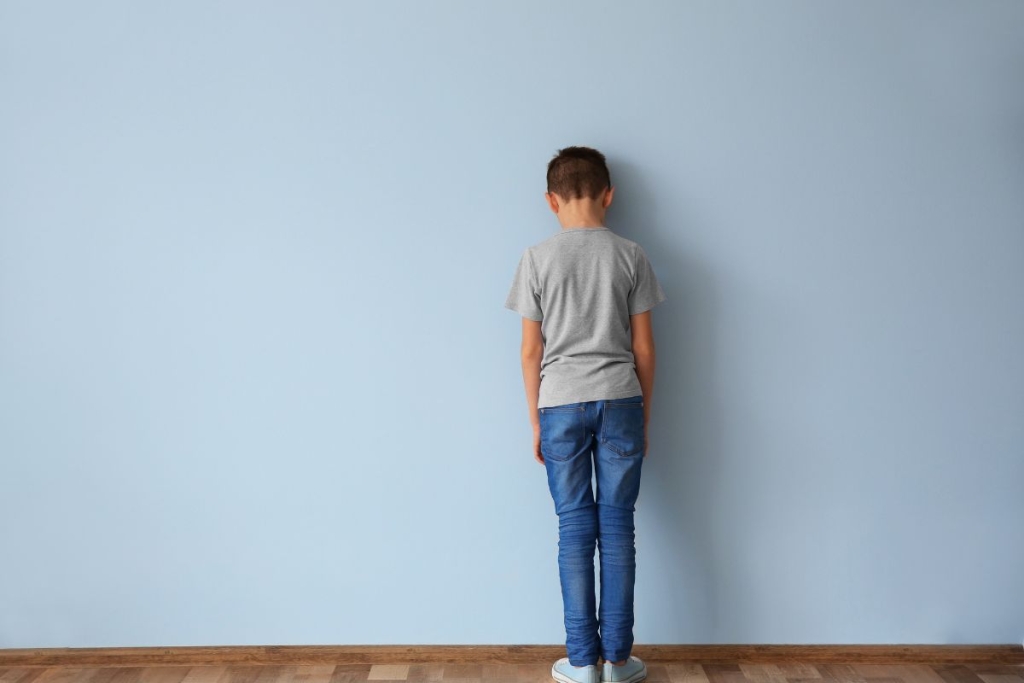 slanjem deteta u ćošak