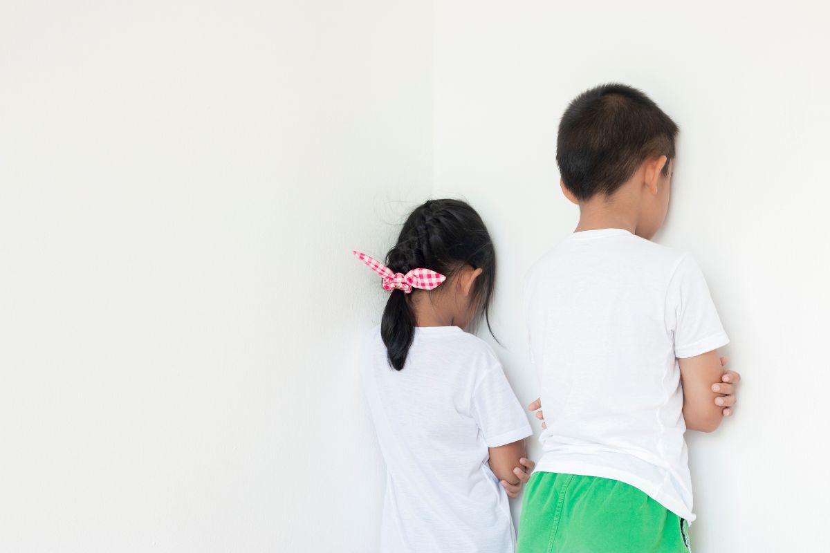 slanjem deteta u ćošak