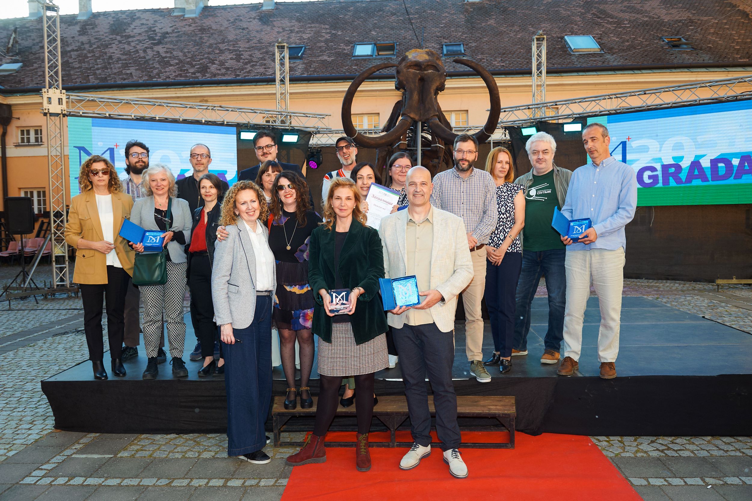 Dobitnici nagrada i priznanja ICOM - medjunarodnog saveta muzeja sa žirijem i domacinima manifestacije, Narodni muzej u Kikindi, foto Icom Srbija - Narodni muzej Kikinda