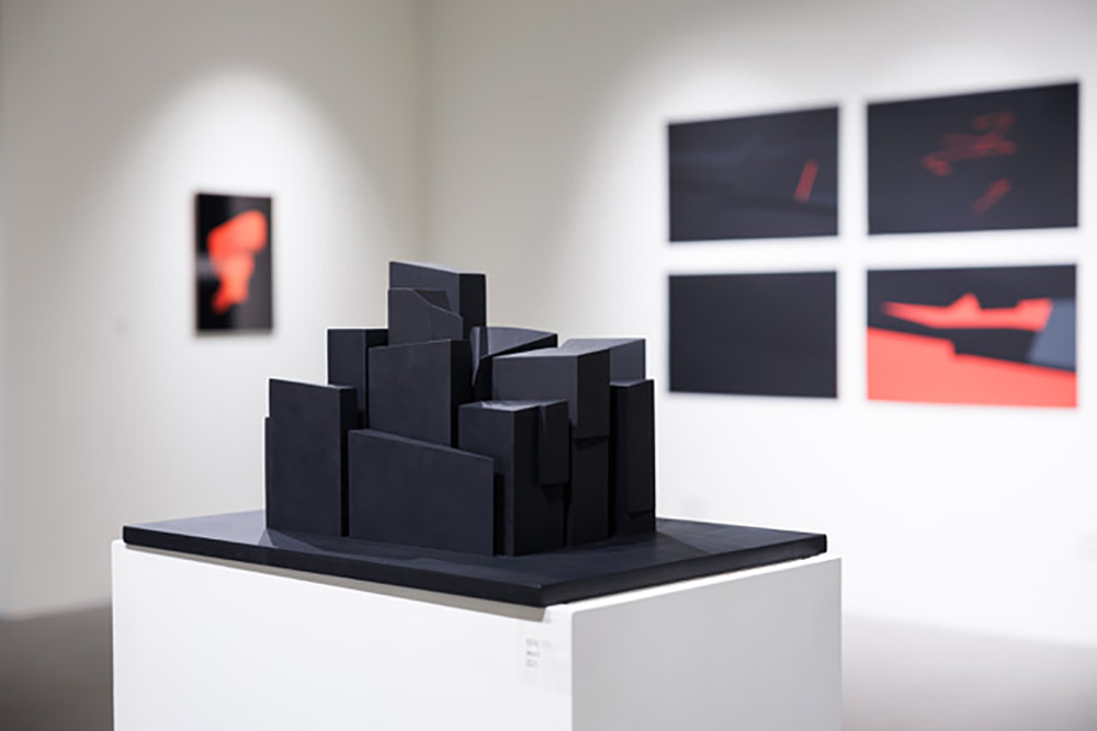 S one strane ogledala