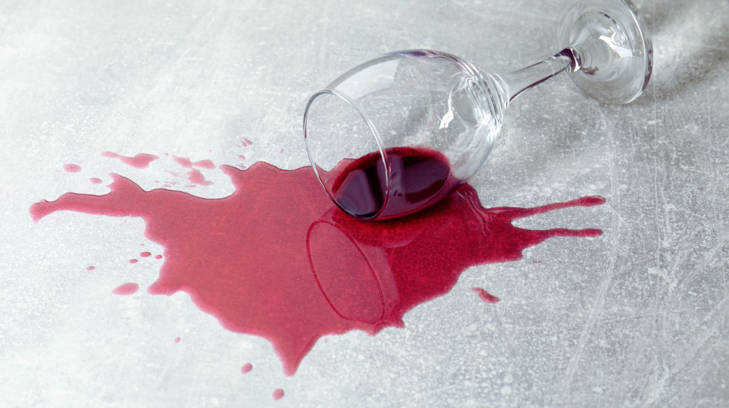 Mrlje od crvenog vina
