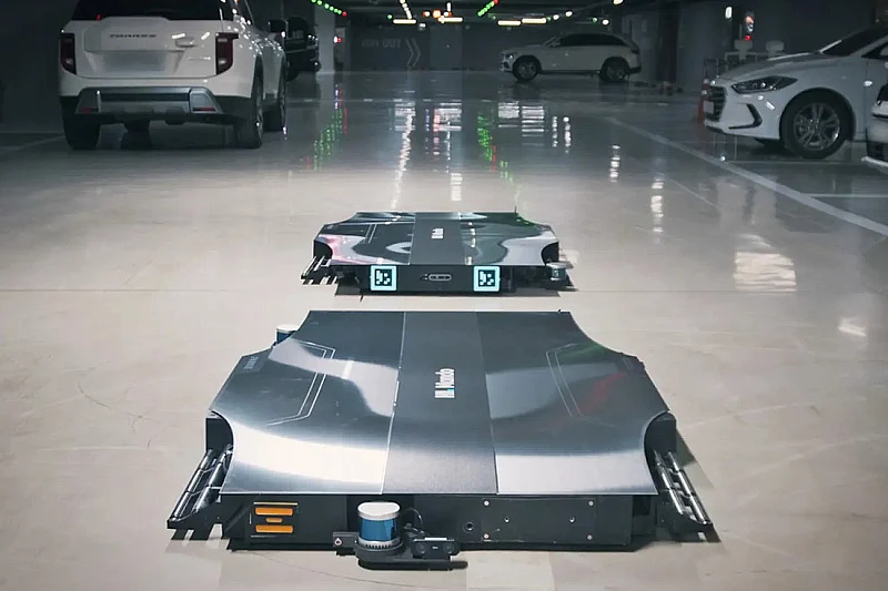 robot za parkiranje Parkie