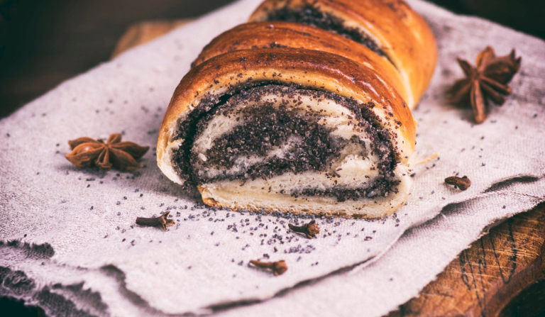 domaća štrudla sa makom