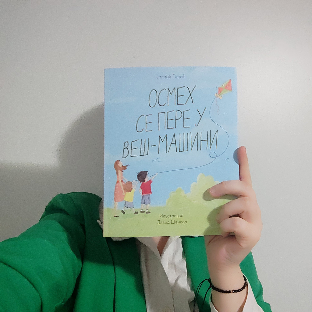 Osmeh se pere u veš-mašini