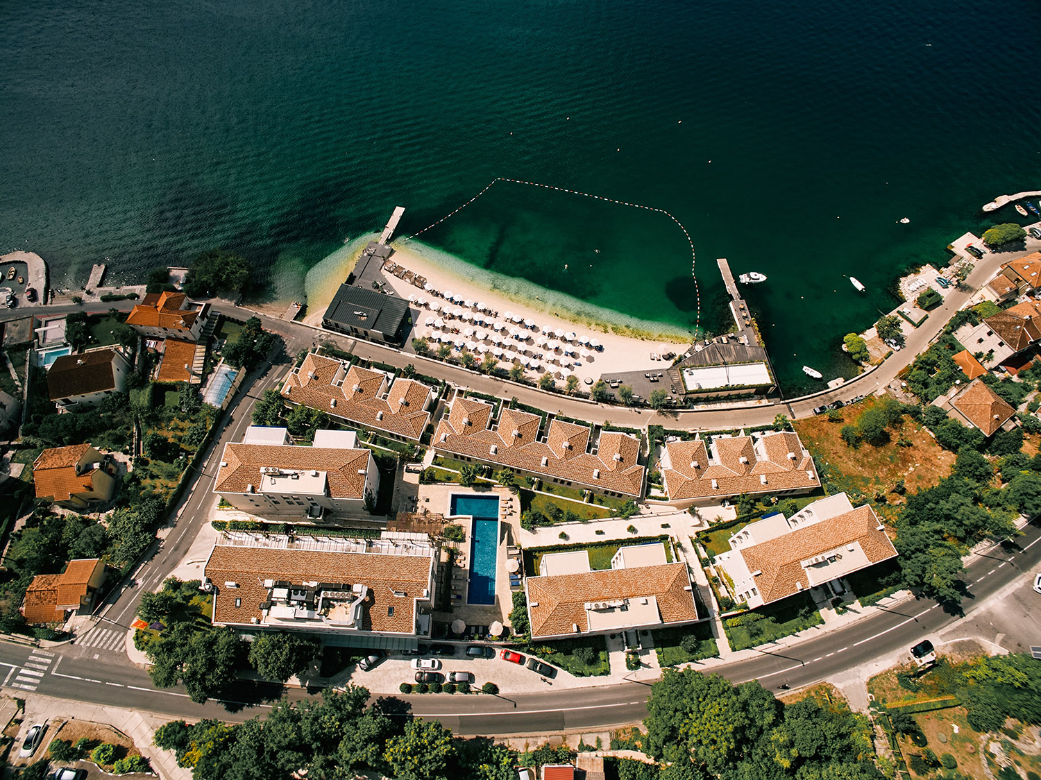 Huma Kotor Bay